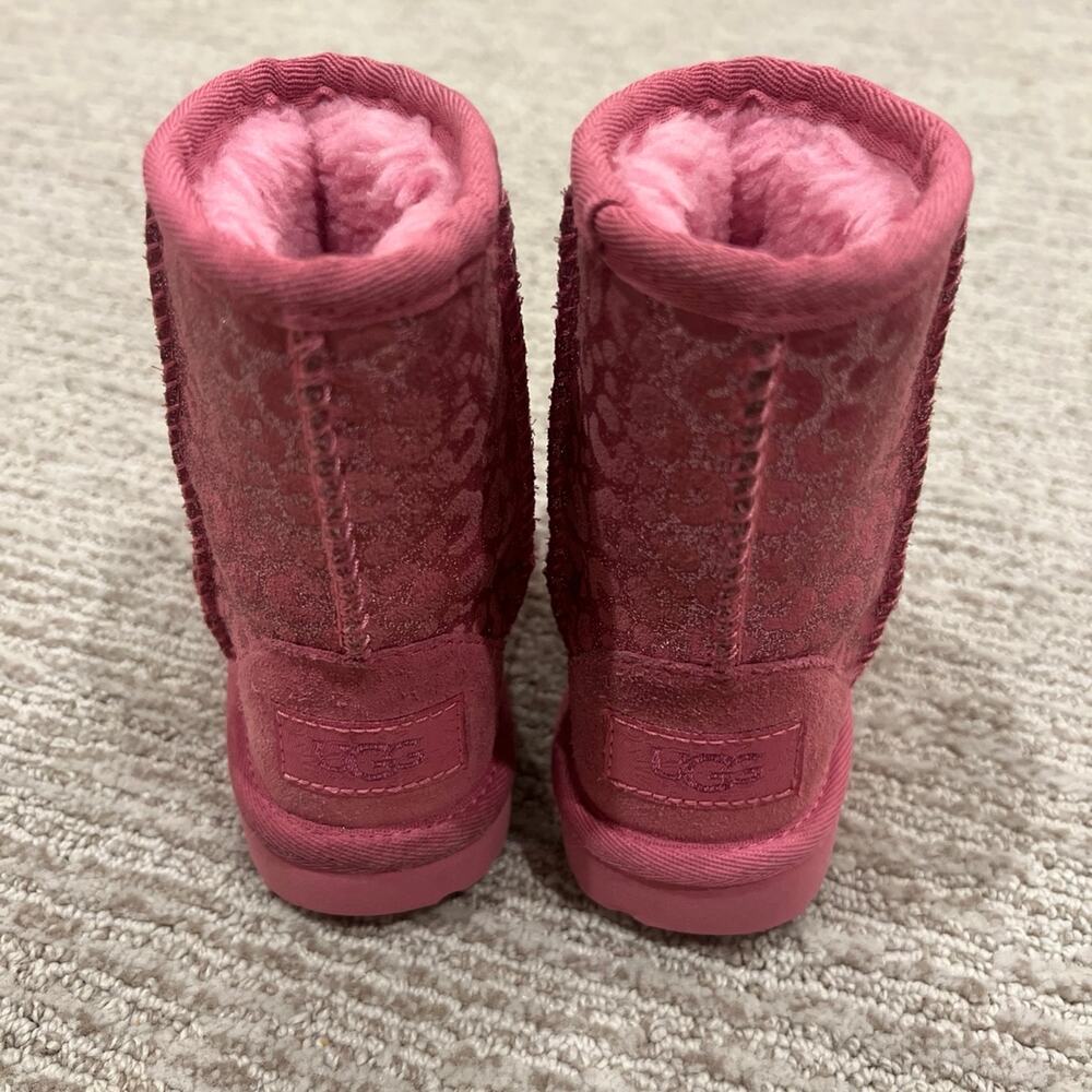Toddler Ugg Pink Leopard Glitter Boots sz 6c msrp 115$ - Picture 2 of 7